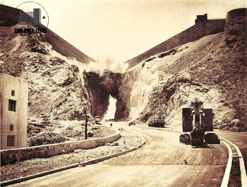 Bab Aden gate bombing in March to widen Road yemen 1963
