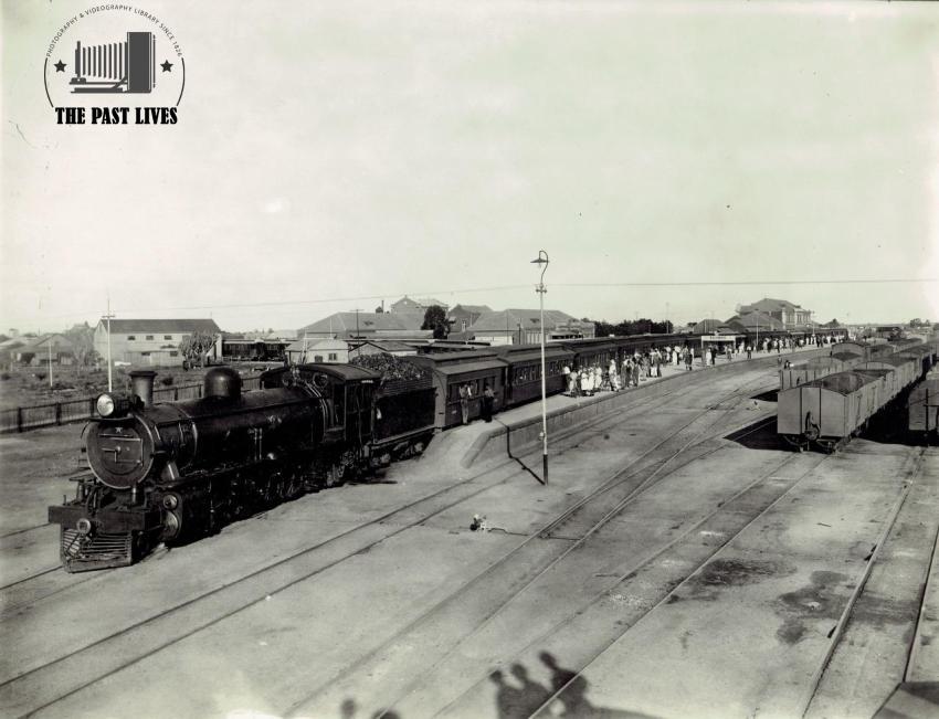 Rhodesia Railways  with the train to Cape Town 1913
