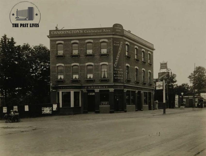 Napier Arms, Woodford London, England 1926