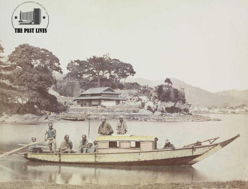 1868 Felice Beato ,  Views of Japan, Volume II